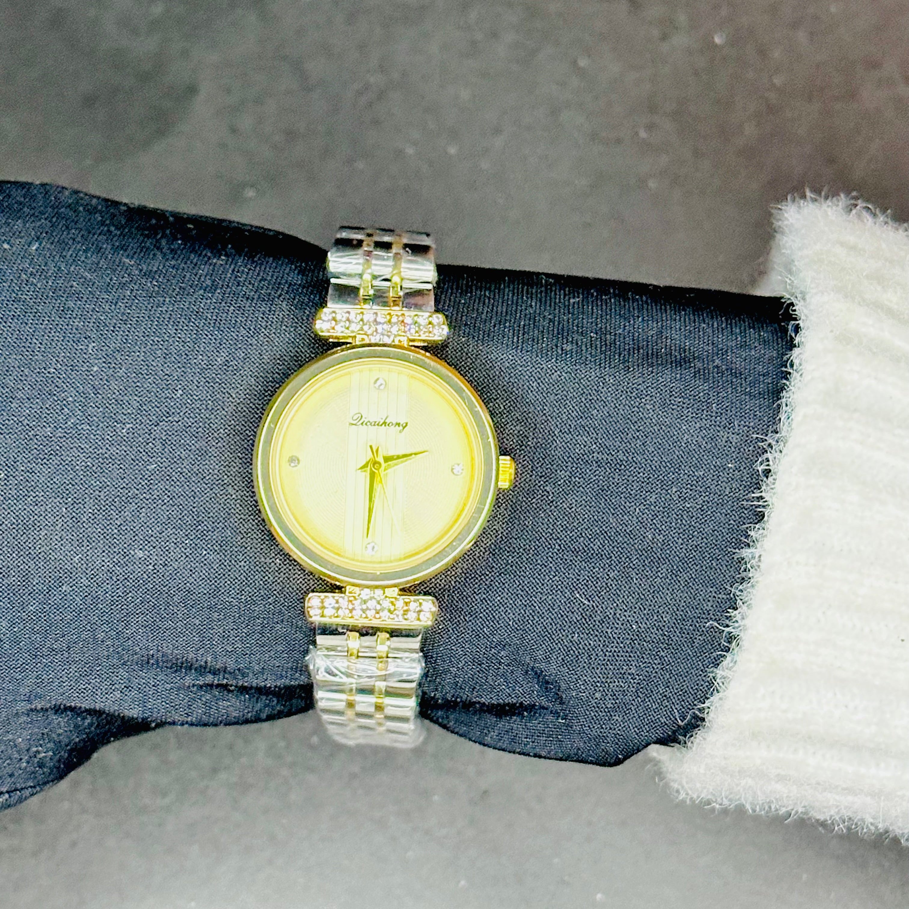 Elegant Gold-Tone Crystal Ladies Watch