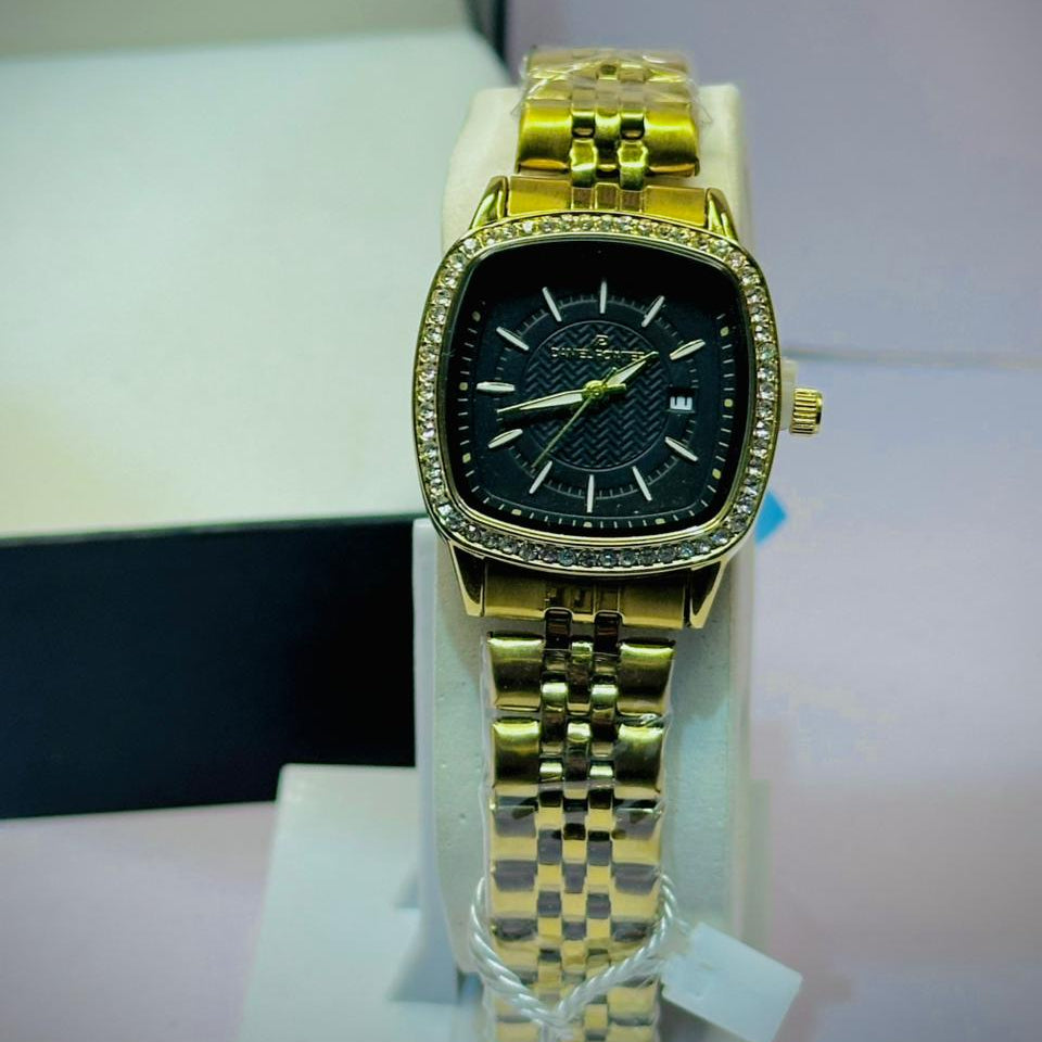 Elegant Black Square Gold Ladies Watch