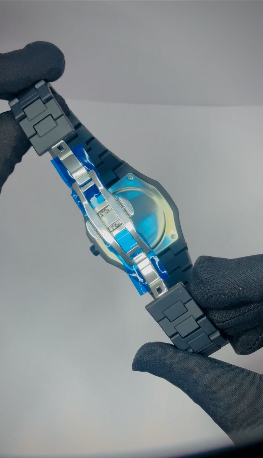 Black Arabic Aura Watch